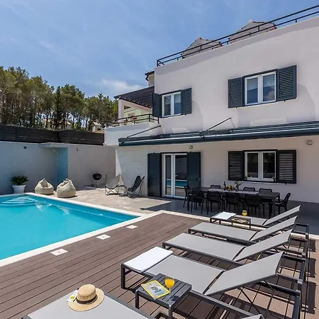 Luxury Lara With A Pool Vila Milna (Brac)