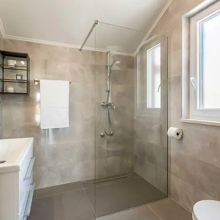 Vila Luxury Lara With A Pool *