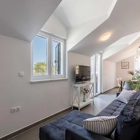 Luxury Lara With A Pool Milna (Brac)