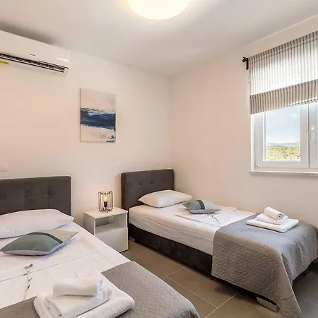 Luxury Lara With A Pool * Milna (Brac)