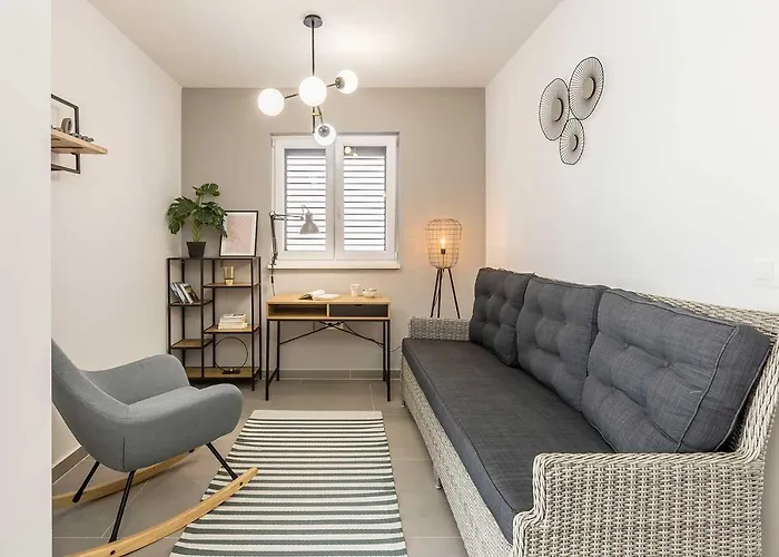 빌라 Luxury Lara With A Pool *